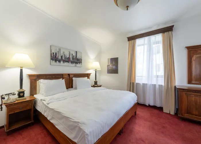 Arc De Triomphe By Citybookings *