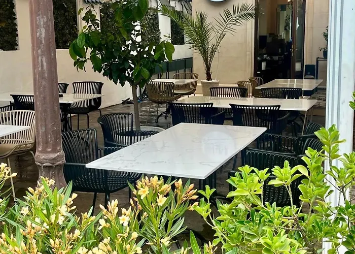 Arc De Triomphe By Citybookings Apartmán