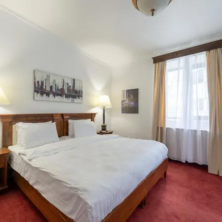 Arc De Triomphe By Citybookings *